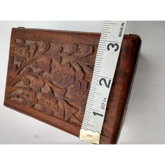 Hand-Carved Floral Wooden Keepsake Box With Hinged Lid - Picture 4 of 7